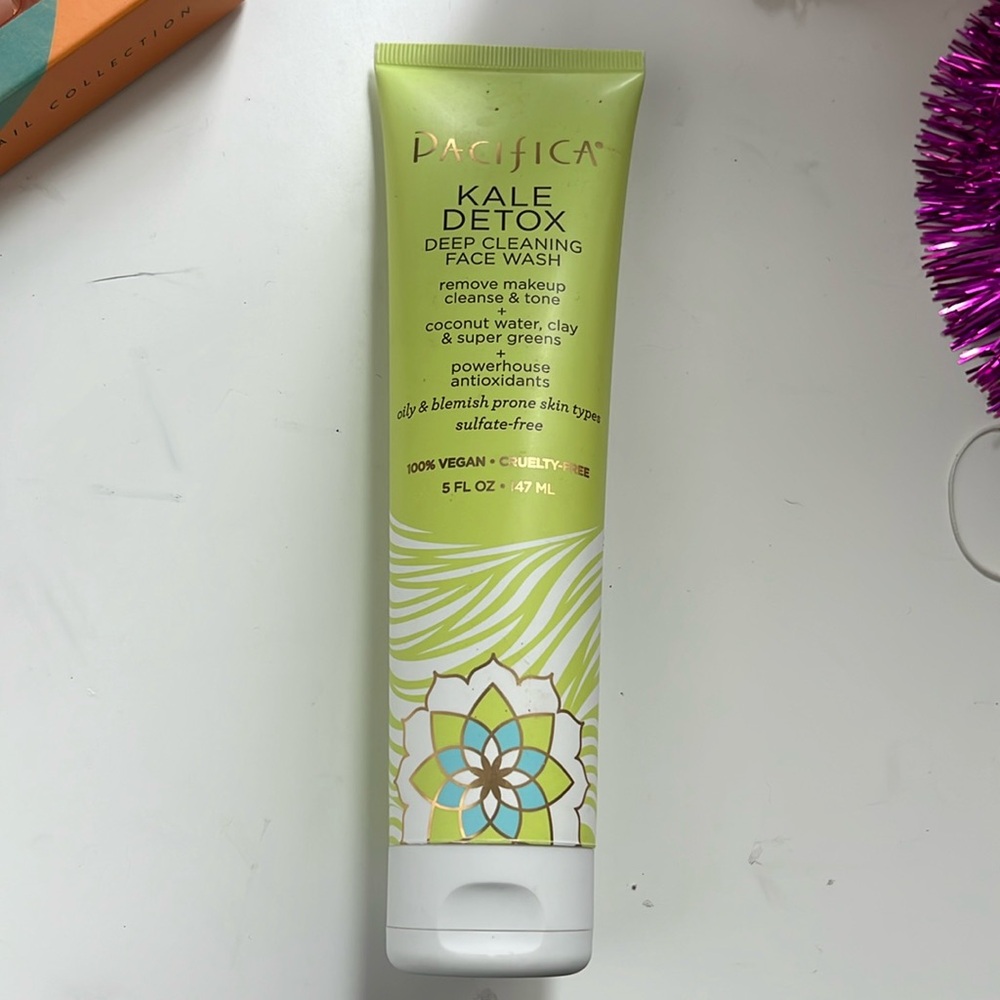 PACIFICA Kale Detox Deep Cleansing Face Wash